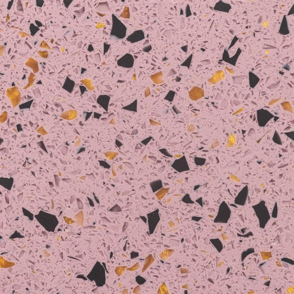 P012 – Violette Royale