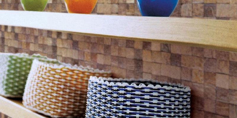 Kirei Coco Tiles, Sumatra Collection, as a wall covering in color Batak